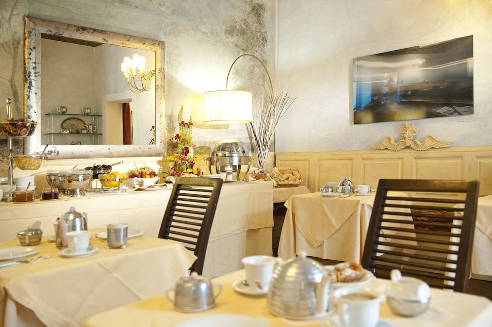 Palazzo Dal Borgo 4* Florencia
